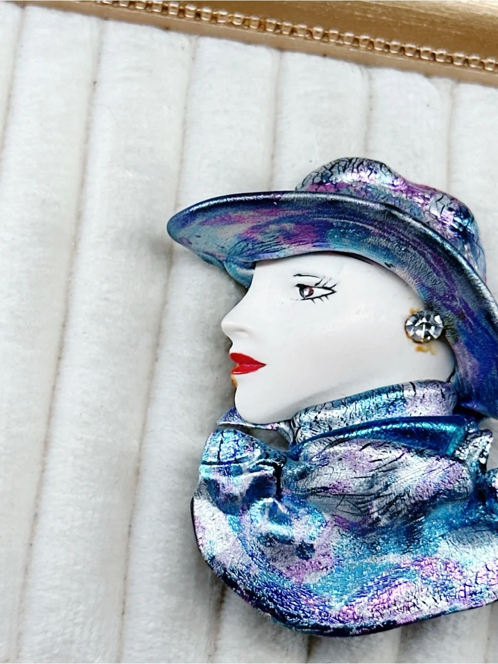 367u. Purple Ladyface Brooch